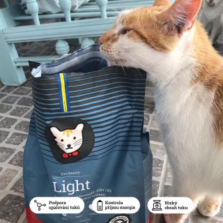 Mmm, co to tu tak hezky voní? 😻 No přece krmivo Exclusive Light, vytvořené pro méně aktivní, kastrované, starší a obézní...